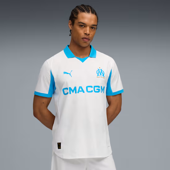 Maillot de l’om signé par tout les joueurs
